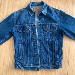 Vintage Levi’s denim jacket size 36